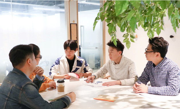 商務酒店前臺收銀接待員工崗位職責（10篇范文）