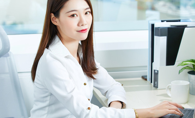 資深室內設計師seniorinteriordesigner崗位職責(3篇范文)