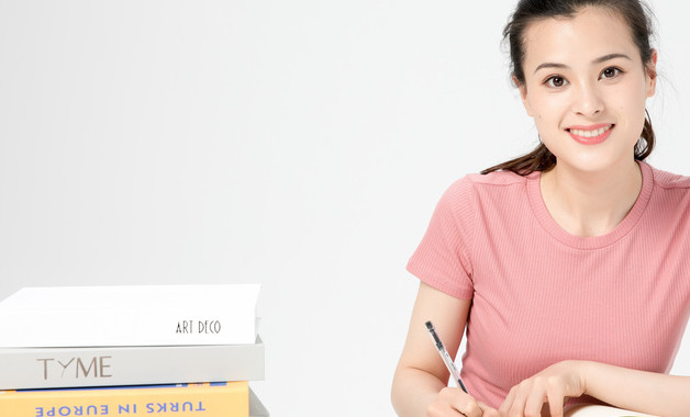 出納-房地產(chǎn)崗位職責(zé)怎么寫(xiě)（精選8篇）