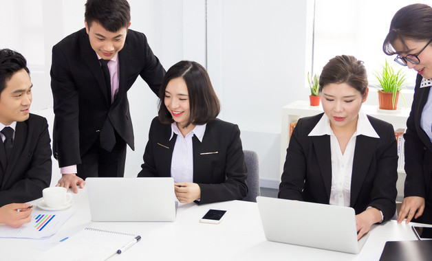 小區(qū)物業(yè)工程部員工培訓(xùn)管理規(guī)程與細(xì)節(jié)要求(十二篇)